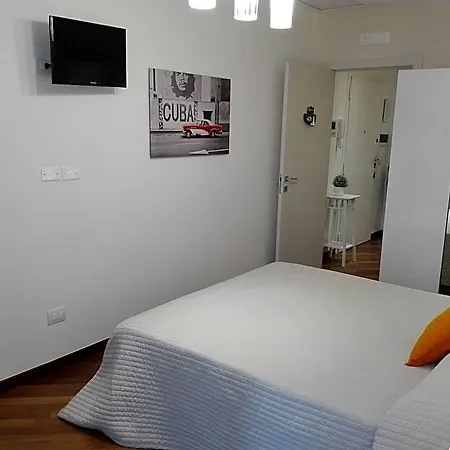 Residenza Piazza Moro バーリ